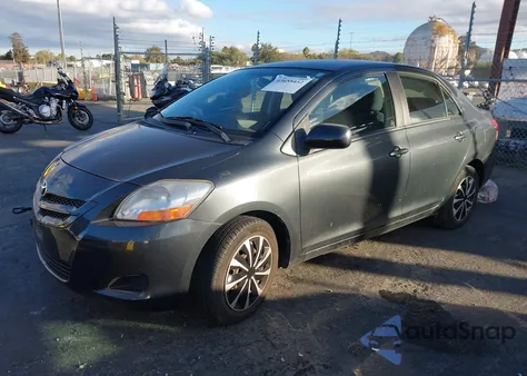 2008 Toyota Yaris z USA, uszkodzony, nr VIN JTDBT923781289413